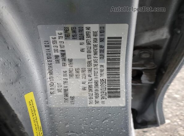 3MYDLBYV3JY315095 2018 TOYOTA YARIS Silver 