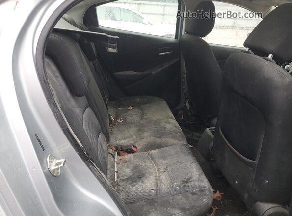 3MYDLBYV3JY315095 2018 TOYOTA YARIS Silver 