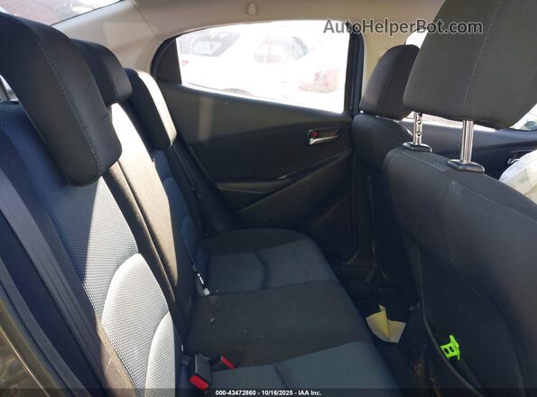 3MYDLBYV3JY317672 2018 TOYOTA YARIS IA Gray 