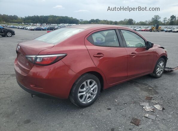 3MYDLBYV4JY313243 2018 TOYOTA YARIS Red 
