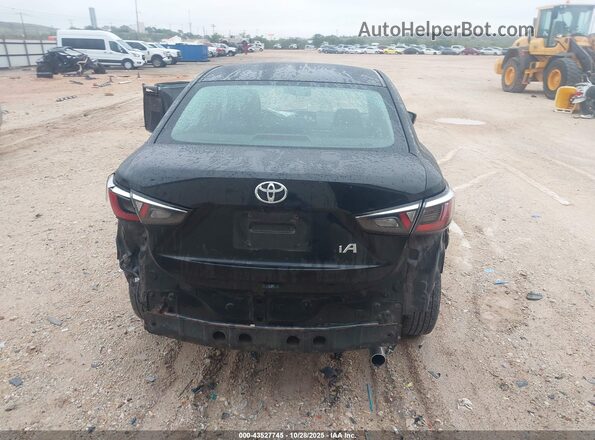 3MYDLBYV6HY181502 2017 TOYOTA YARIS IA Black 