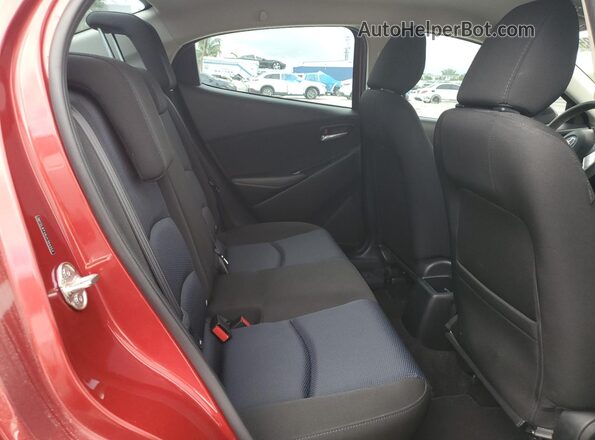 3MYDLBYV6JY304253 2018 TOYOTA YARIS Красный 