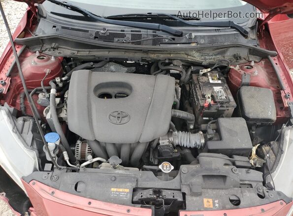 3MYDLBYV6JY304253 2018 TOYOTA YARIS Красный 