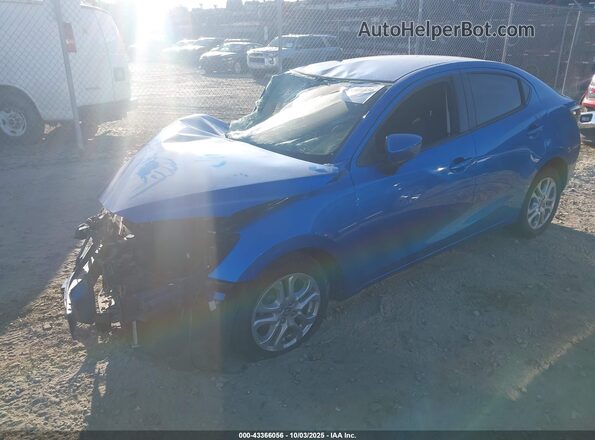 3MYDLBYV6JY323093 2018 TOYOTA YARIS IA Синий 