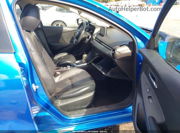 3MYDLBYV8JY312564 2018 TOYOTA YARIS IA Blue Սալոնի դիմացի տեսք