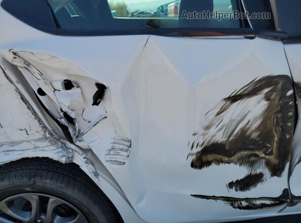 3MYDLBYV8LY705497 2020 TOYOTA YARIS White Вид задніх сидінь