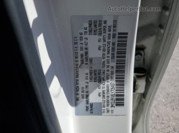 3MYDLBYV8LY705497 2020 TOYOTA YARIS White Вид підкапотного простору