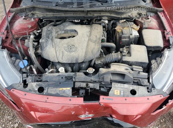 3MYDLBYVXJY308886 2018 TOYOTA YARIS Красный Вид задней части салона
