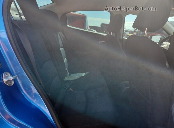 3MYDLBYVXKY506286 2019 TOYOTA YARIS Blue Вид задніх сидінь