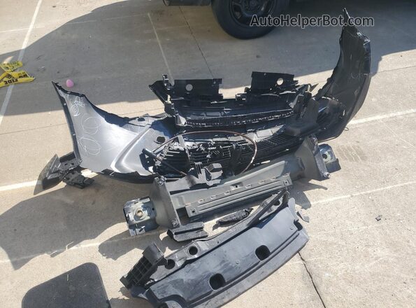 3MYDLBZVXGY129206 2016 TOYOTA SCION Black ძრავის განყოფილების ხედი