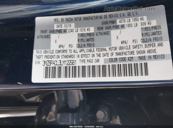3MZBPACL3LM122981 2020 MAZDA 3 Blue Engine compartment view