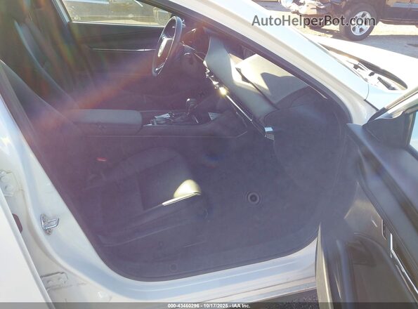3MZBPBEY9PM361813 2023 MAZDA 3 White Սալոնի դիմացի տեսք