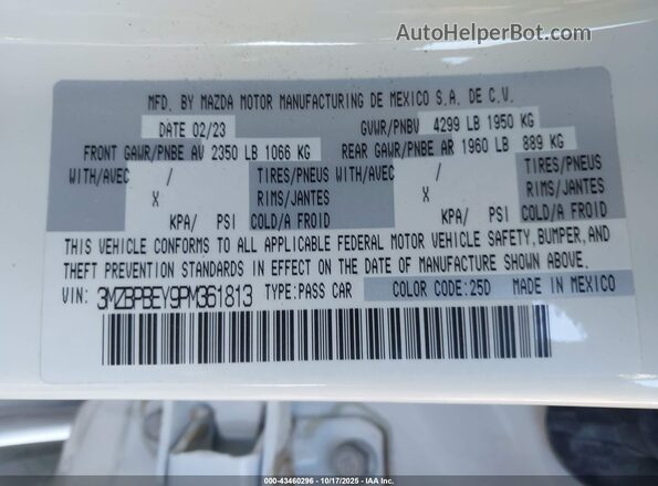 3MZBPBEY9PM361813 2023 MAZDA 3 White Շարժիչի բաժամունքի տեսք