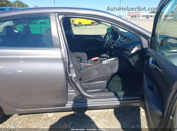 3N1AB7AP4KY456081 2019 NISSAN SENTRA Gray Вид салону спереду