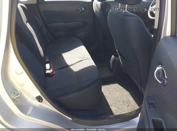 3N1CE2CP2JL365418 2018 NISSAN VERSA NOTE Silver 