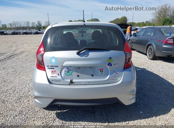 3N1CE2CP2JL365418 2018 NISSAN VERSA NOTE Silver 