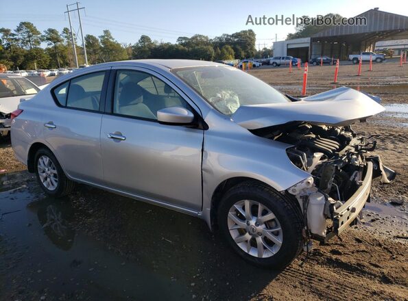 3N1CN7AP2JL860928 2018 NISSAN VERSA Silver 