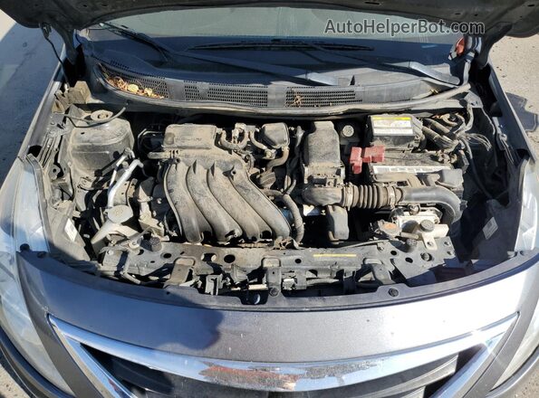 3N1CN7AP8JL812477 2018 NISSAN VERSA Gray 
