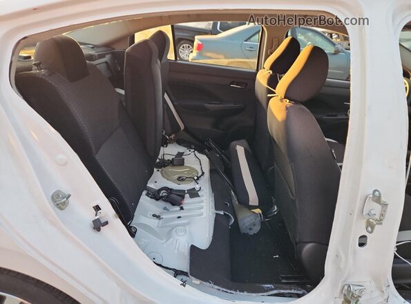 3N1CN8EV1NL846488 2022 NISSAN VERSA White Widok tylnych siedzeń