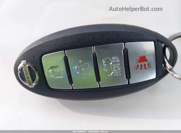 3N1CN8EV2LL892800 2020 NISSAN VERSA Silver Dashboard view