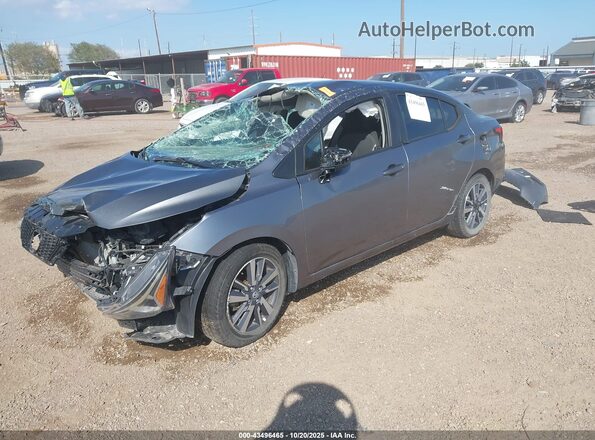 3N1CN8EV3LL850409 2020 NISSAN VERSA Серый Передняя левая четверть