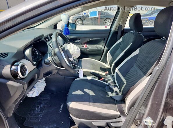 3N1CN8EV6LL815654 2020 NISSAN VERSA Gray წინა სალონის ხედი