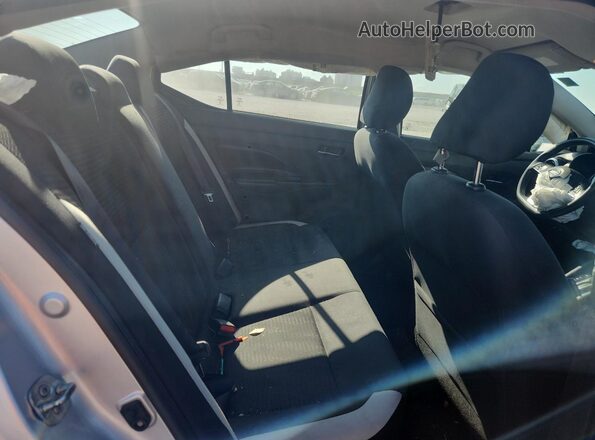 3N1CN8EV6LL875367 2020 NISSAN VERSA Gray Widok tylnych siedzeń
