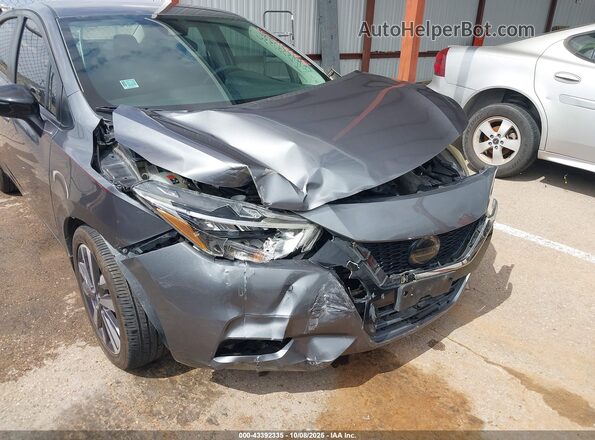 3N1CN8FVXLL809922 2020 NISSAN VERSA Gray Вид спереду