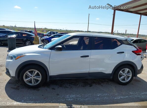 3N1CP5BV0LL527884 2020 NISSAN KICKS White Rear interior view