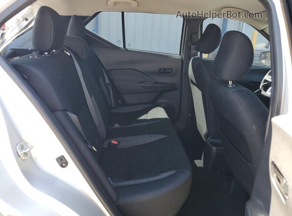 3N1CP5BV0LL552963 2020 NISSAN KICKS Silver Вид задньої частини салону