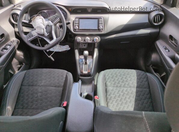 3N1CP5BV1ML522369 2021 NISSAN KICKS Charcoal Vista del salpicadero