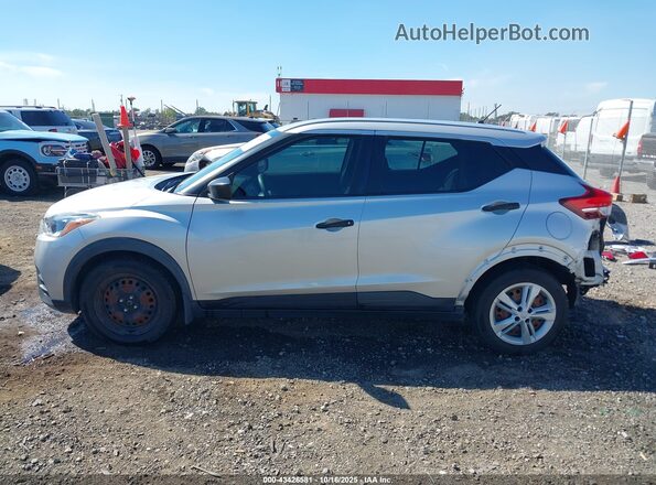3N1CP5BV7LL546755 2020 NISSAN KICKS Silver 360 interior view
