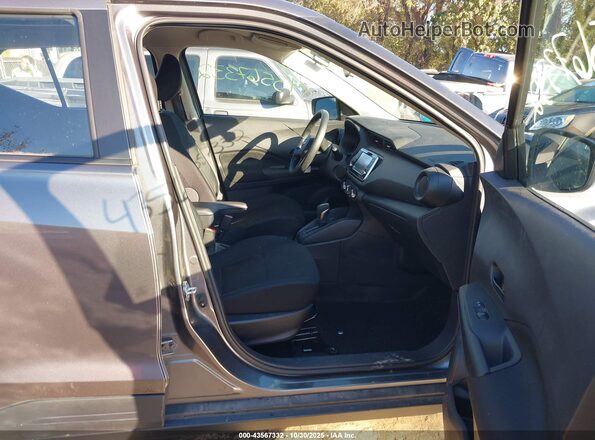 3N1CP5BV7RL479664 2024 NISSAN KICKS Gray Widok wnętrza z przodu