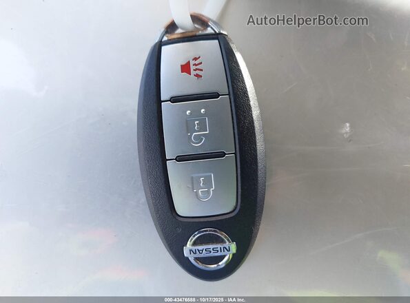 3N1CP5BV9LL508699 2020 NISSAN KICKS Серый Вид панели приборов