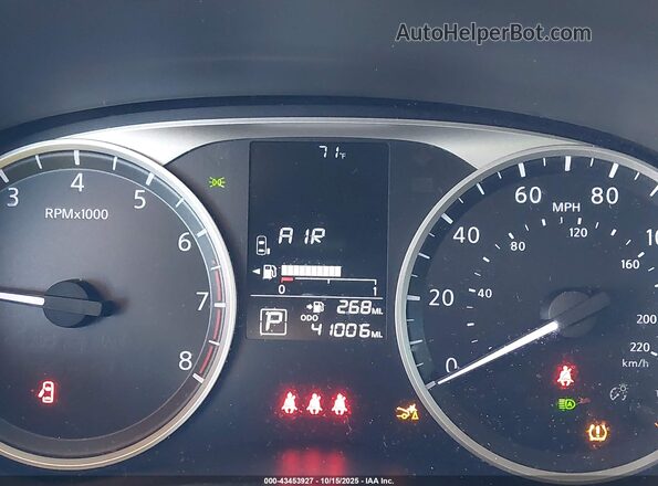 3N1CP5BV9SL481163 2025 NISSAN KICKS PLAY Black Widok tylnych siedzeń