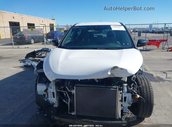 3N1CP5BVXLL565011 2020 NISSAN KICKS White Rear interior view