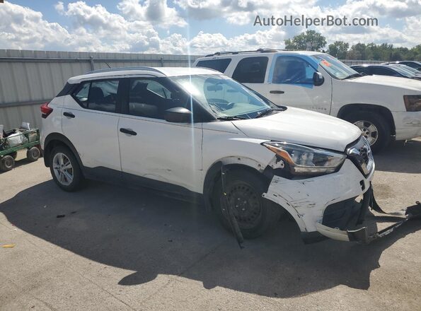 3N1CP5CU0JL508996 2018 NISSAN KICKS Белый Передняя правая четверть