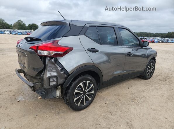 3N1CP5CU3JL537666 2018 NISSAN KICKS Gray 