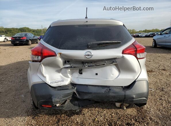 3N1CP5CU5JL537104 2018 NISSAN KICKS Silver 