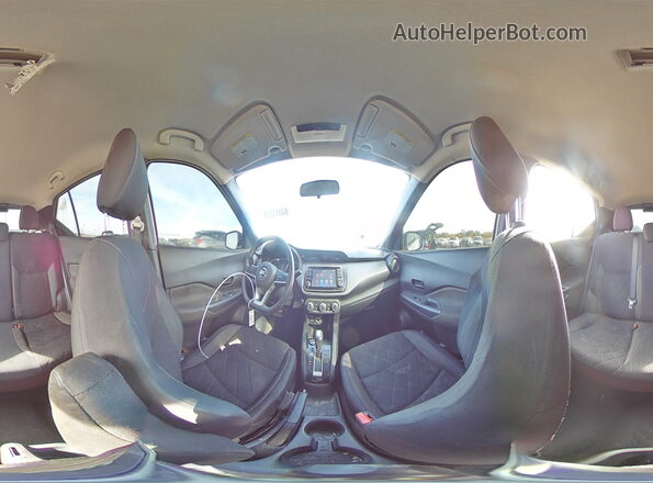 3N1CP5CU5JL537104 2018 NISSAN KICKS Silver 