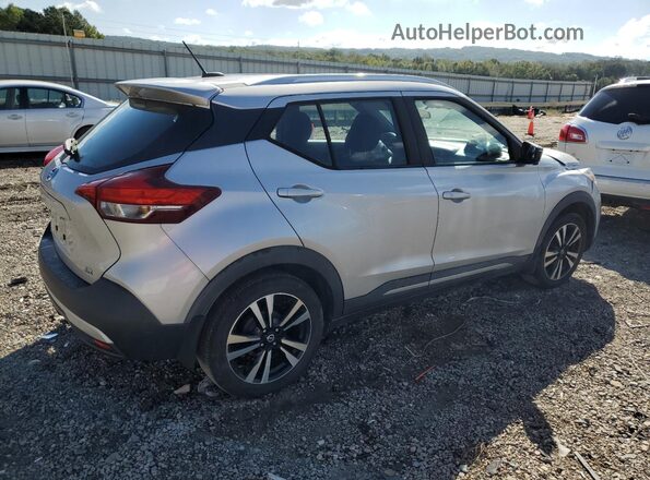 3N1CP5CU6JL533188 2018 NISSAN KICKS Silver 