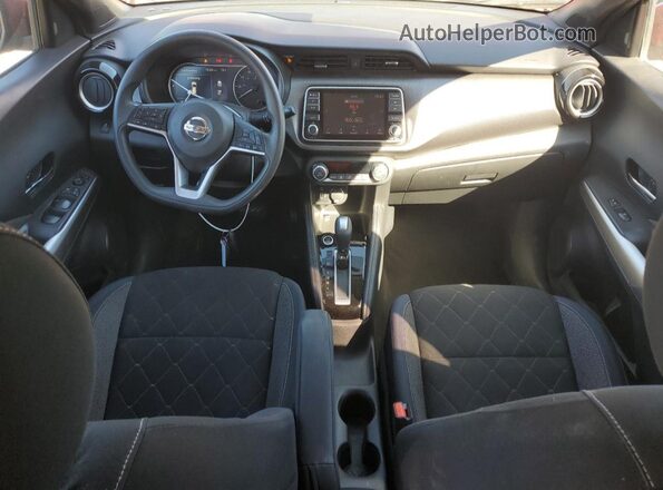 3N1CP5CU6JL544627 2018 NISSAN KICKS Red 