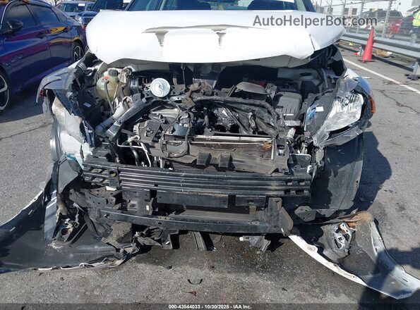 3N1CP5CV1ML533550 2021 NISSAN KICKS Белый Вид спереди