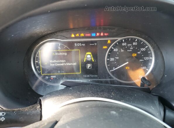 3N1CP5CV2LL520689 2020 NISSAN KICKS Silver Սարքավորումների վահանակի տեսք