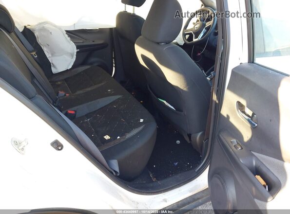 3N1CP5CV2LL572145 2020 NISSAN KICKS Белый Вид наклейки с VIN-кодом