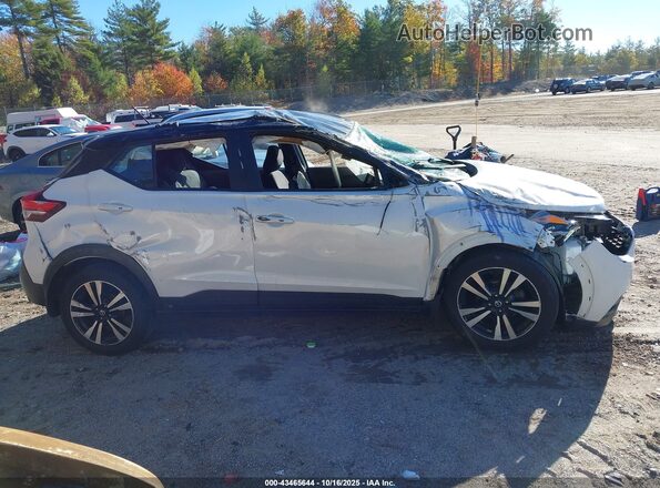 3N1CP5CV3LL536626 2020 NISSAN KICKS White 360 interior view