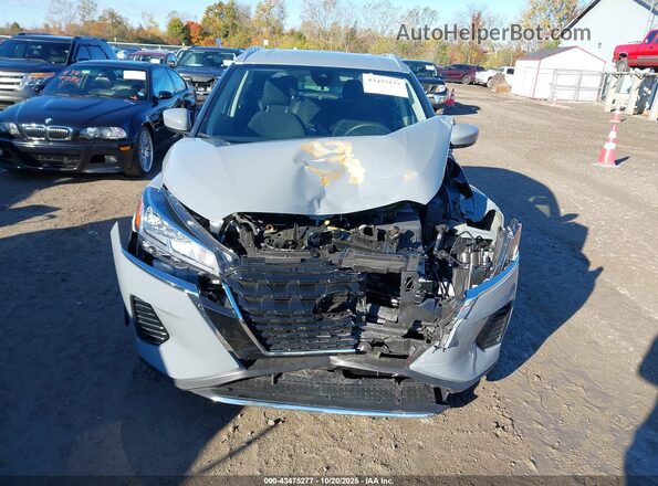 3N1CP5CV5RL552352 2024 NISSAN KICKS Gray Widok zestawu wskaźników