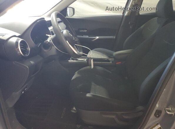 3N1CP5CV8ML548630 2021 NISSAN KICKS Gray Front interior view