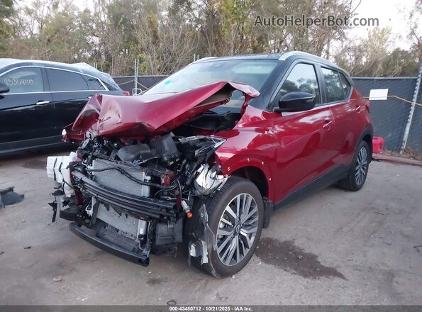3N1CP5CV9RL565024 2024 NISSAN KICKS Красный Передняя левая четверть