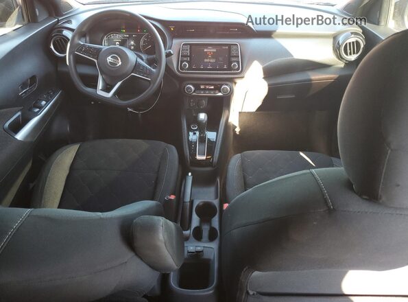 3N1CP5CVXLL477302 2020 NISSAN KICKS Серый Вид панели приборов